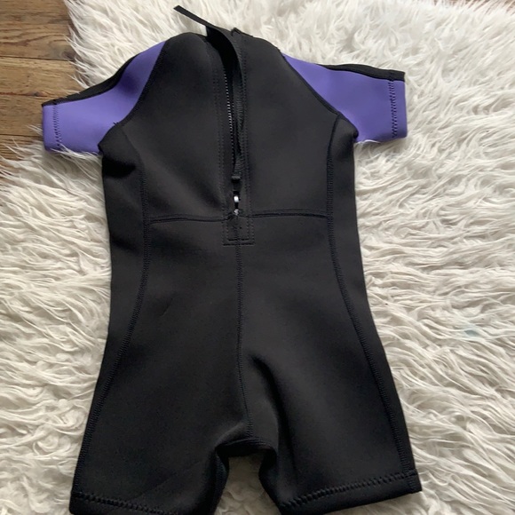 Neosport kids wetsuit size 4 - Picture 3 of 5
